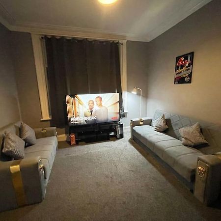 30 Percent Off Weekly Stays - 6 Bedroom House - 11 Beds Blackpool Esterno foto