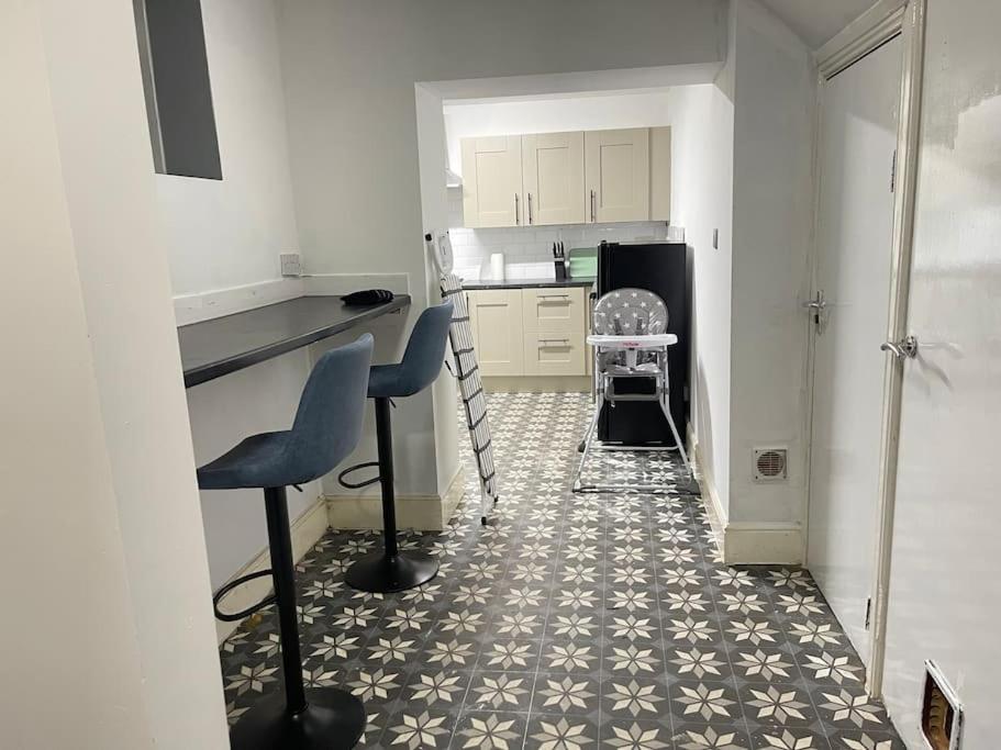 30 Percent Off Weekly Stays - 6 Bedroom House - 11 Beds Blackpool Esterno foto