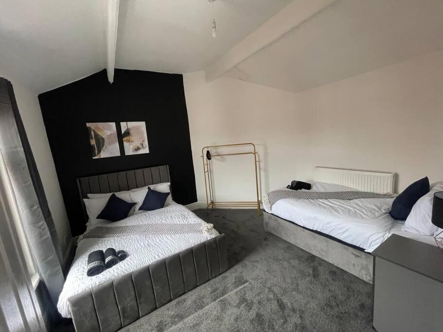 30 Percent Off Weekly Stays - 6 Bedroom House - 11 Beds Blackpool Esterno foto