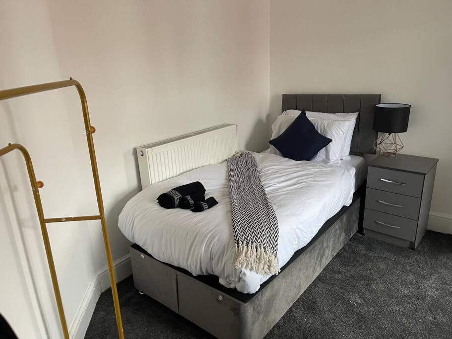 30 Percent Off Weekly Stays - 6 Bedroom House - 11 Beds Blackpool Esterno foto